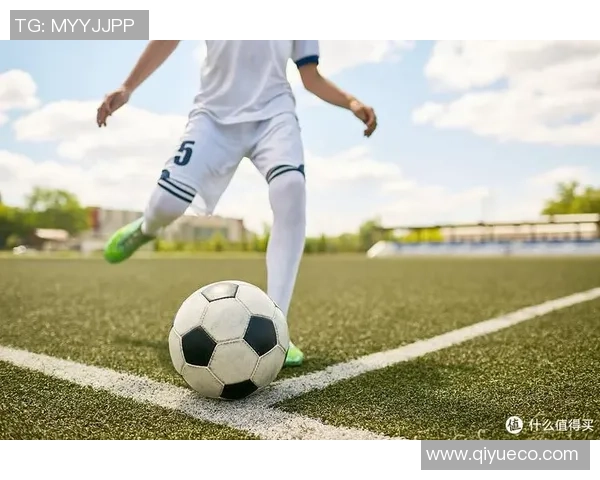 探索棒棒正品足球的魅力与性能，助你成为球场上的明星球员