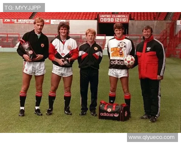 探寻足球源头的历史渊源与发展轨迹，揭示这项运动的文化魅力与全球影响力